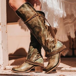 Freebird Coal green snake multi